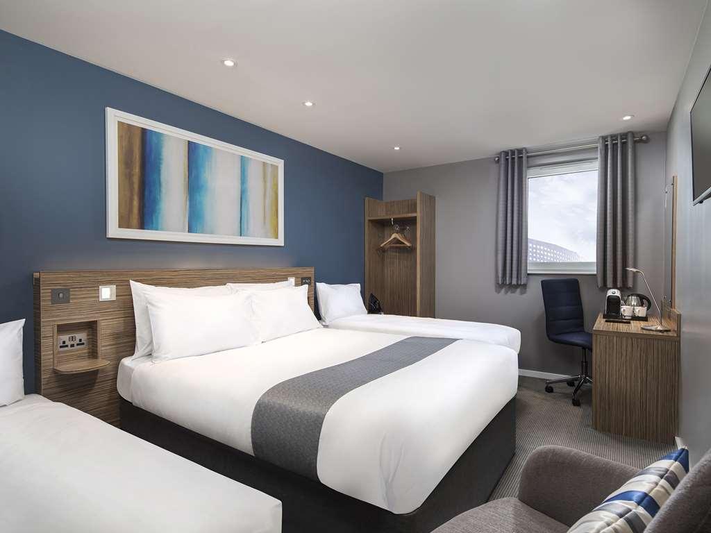 Travelodge London Central City Road Номер фото